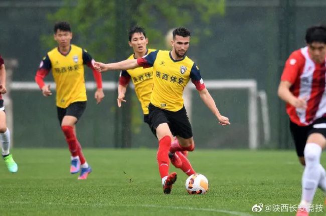 小因扎吉首先表示：“我们球队感到非常高兴，我们在小组赛保持不败，这不是所有球队都能取得的成绩。